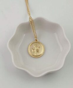 Flower Decor Round Charm Necklace