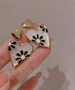 French Style Personality Small Daisy & Heart Shaped Earrings