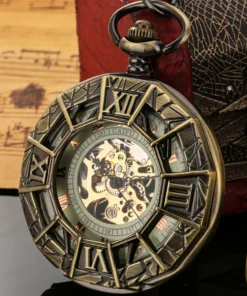 Vintage Bronze Roman Numerals Manual Mechanical Pocket Watch Men Antique Gifts Cool Spider Pattern Back Cover Pocket Clock Man